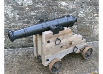 Antique Cannon Naval Style Truck