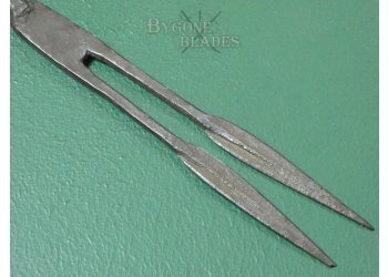 19th Century Double Headed Fishing Spear. Central-East Africa. #2510009 #3
