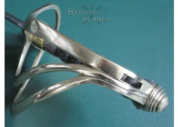 British 1821 Pattern Field Artillery Officers Sabre. Pipe Back. Quill Point #12