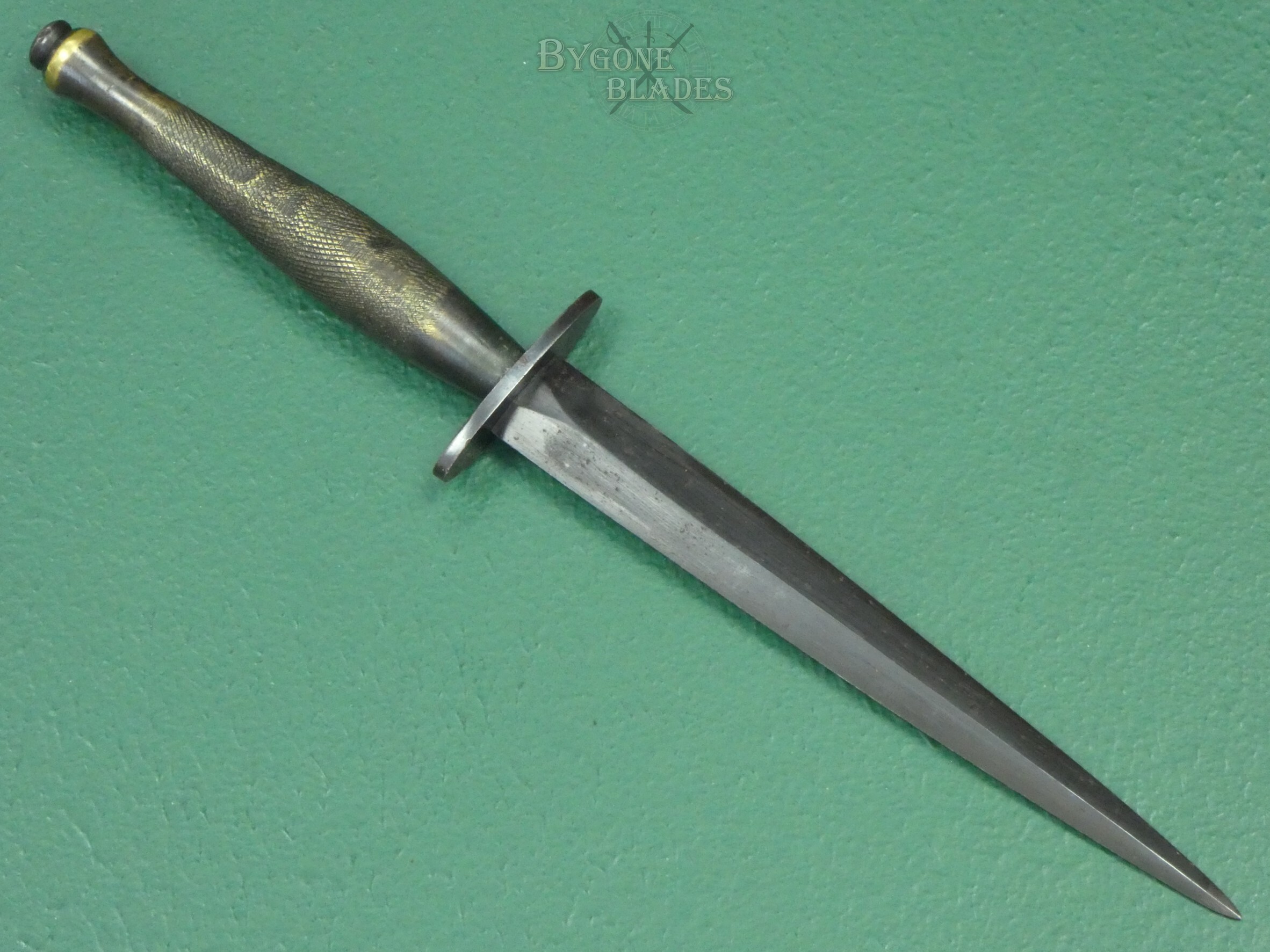 British 2nd Pattern FS Commando Knife. WW2. Wilkinson B2. #2609006 #5