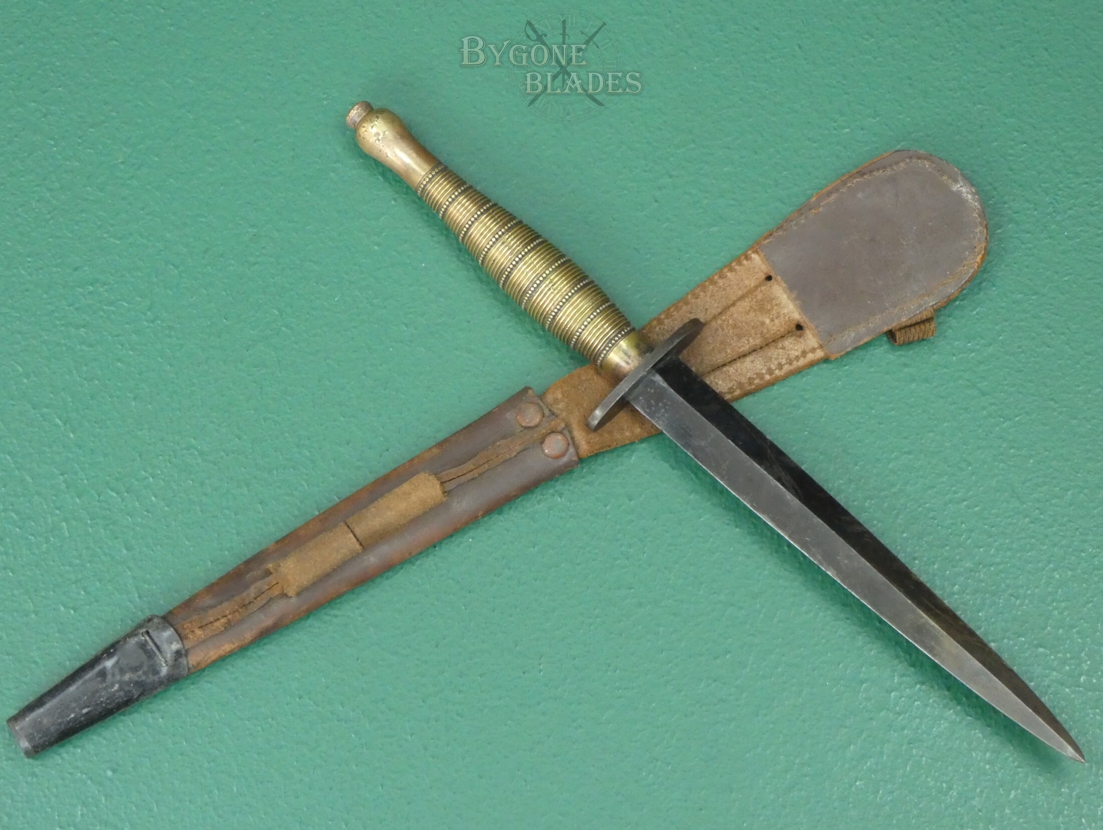 British Beaded &amp; Ribbed FS Commando Dagger. WW2. #2609007 #2