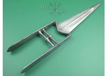 Indian 18th Century Katar Dagger. Armour Piercing Point #7